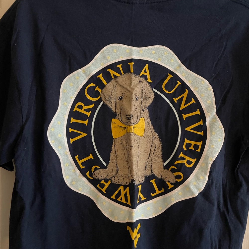 WVU Tshirt. Golden Retriever size Medium